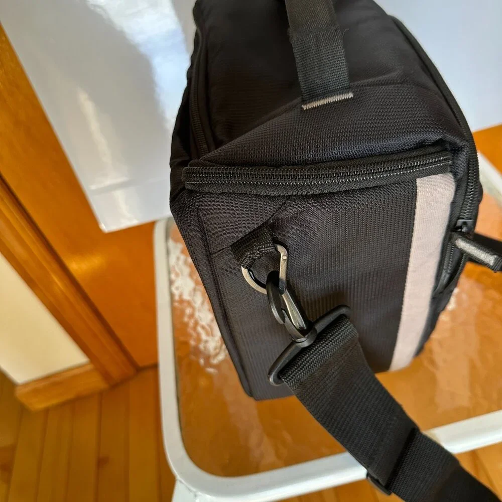 Case Logic - Camera Shoulder Bag